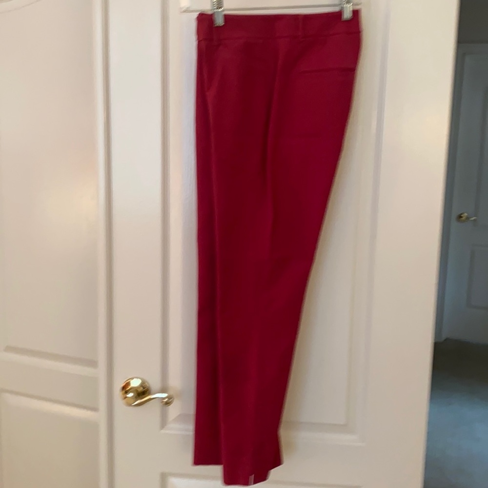 Slim WHBM Mulberry Ankle Pants Size 4 Great for work and dinner out.